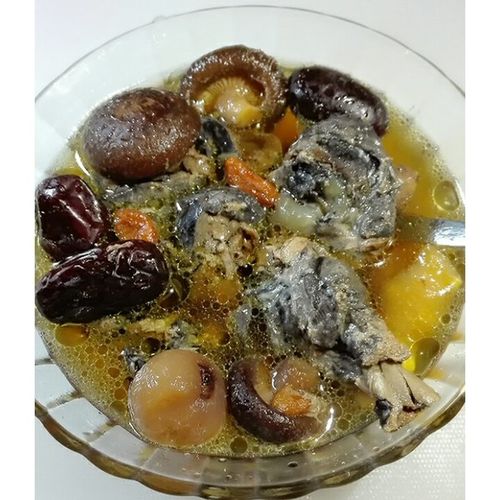 乌鸡香菇汤的做法