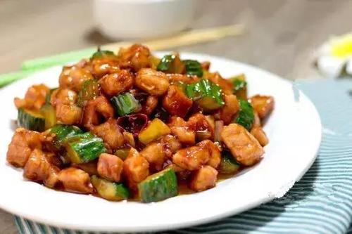 酱爆肉丁的家常做法