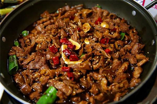 护心肉锅的做法
