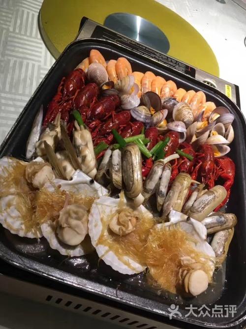 水煮海鲜大杂烩的做法