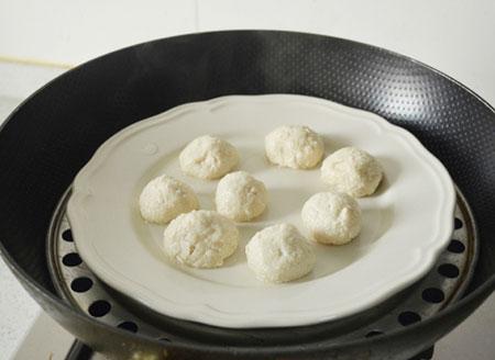 素豆腐圆子的做法
