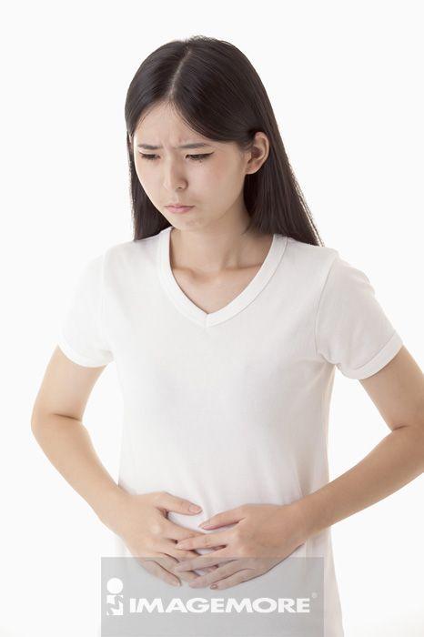 女孩子说肚子疼怎么办