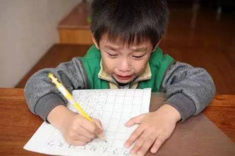 孩子做题不读题怎么办