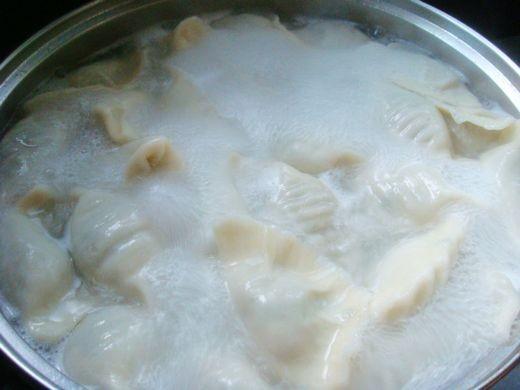水煮饺子面咋和的做法煮