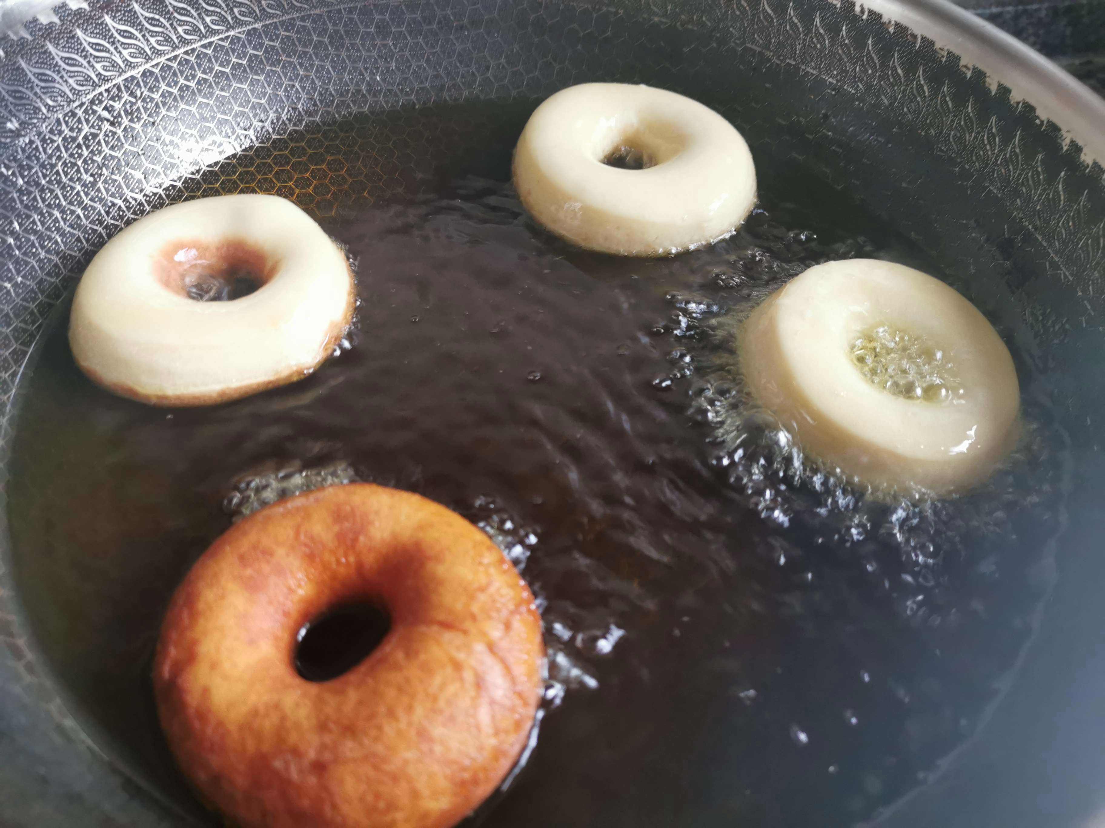 油炸甜甜圈做法