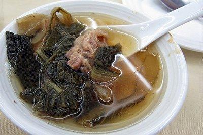 猪肺菜干汤的做法