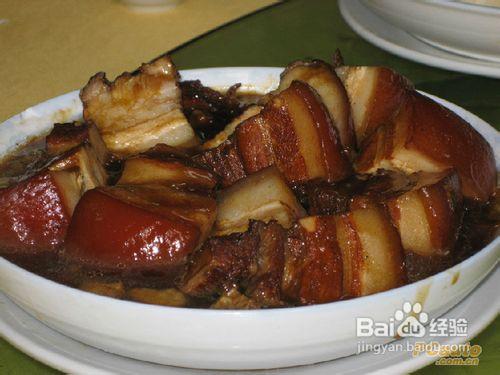 黄闷猪肉的做法
