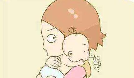 孩子老吐奶怎么回事