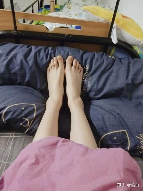 女孩子脚冷怎么办