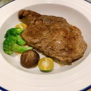 眼肉牛排的做法