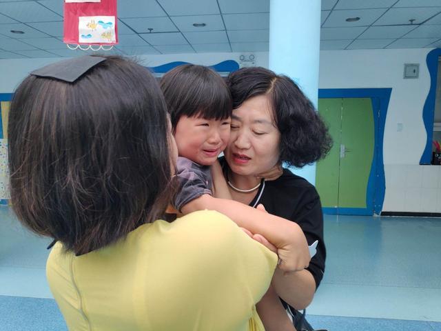 孩子上幼儿园哭怎么办