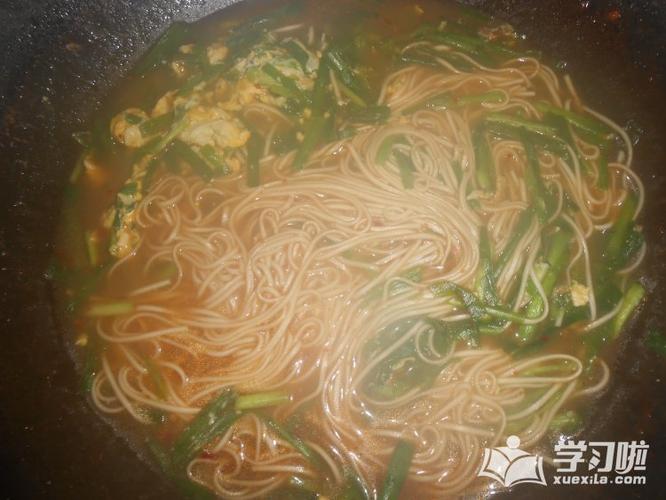 鸡蛋面条的做法视频