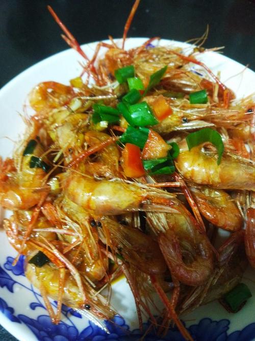 油爆河虾的家常做法