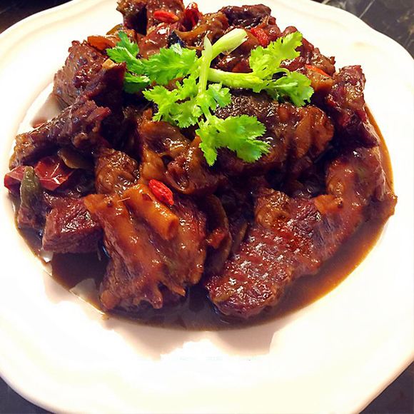 川味红烧牛肉的做法视频