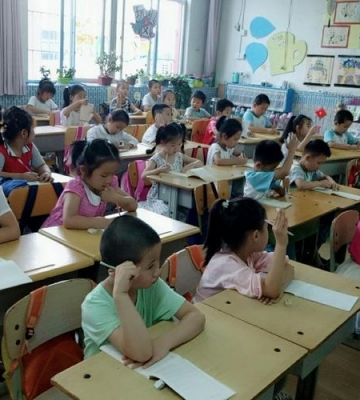 孩子上课做小动作怎么办