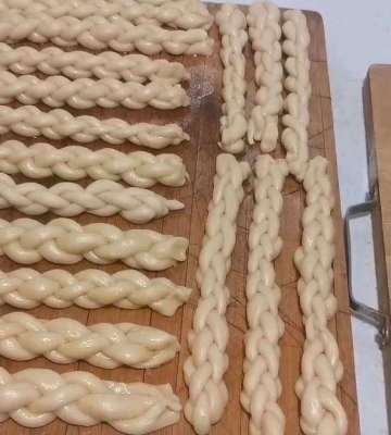 炸麻花的做法