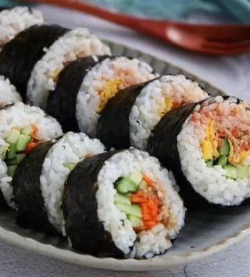 紫菜包饭的做法大全图