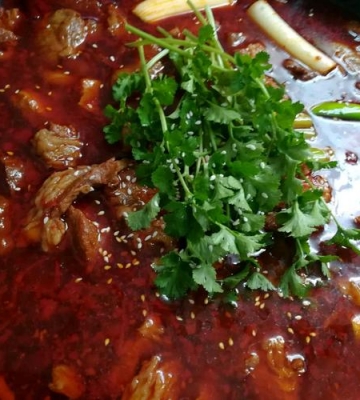 重庆排骨火锅的做法