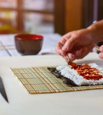 寿司制作的文化和历史背景